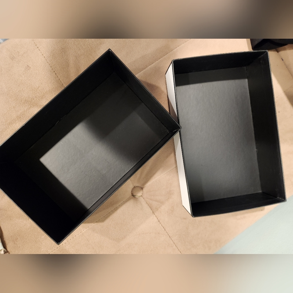 Chanel Box - Picture 2 of 3
